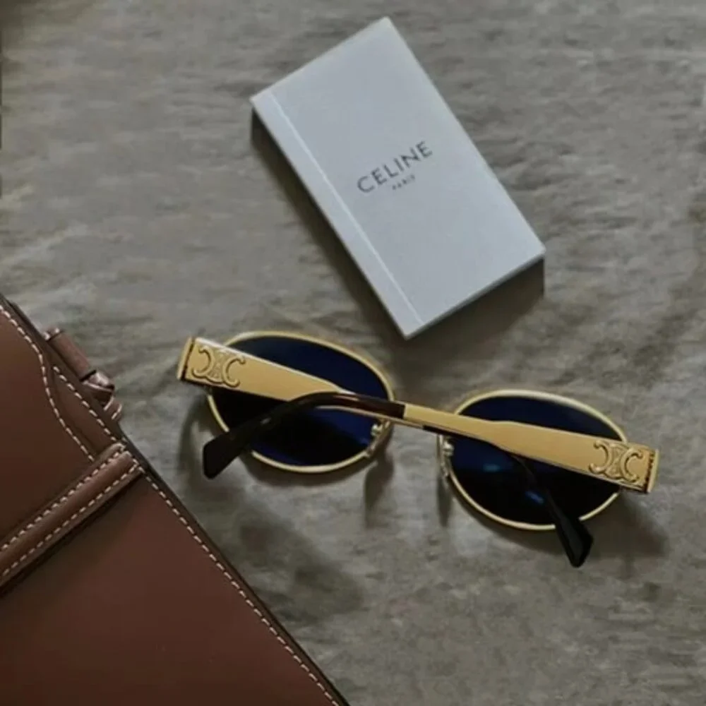 Celine gold sunglasses - Picture 3 of 4